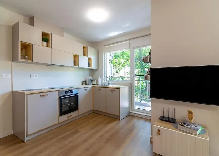 Center - Free Parking - Walk To Main Street * Пловдив