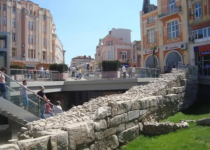 Center - Free Parking - Walk To Main Street * Пловдив