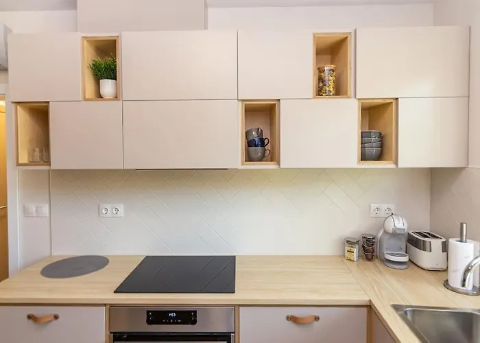 Center - Free Parking - Walk To Main Street * Пловдив