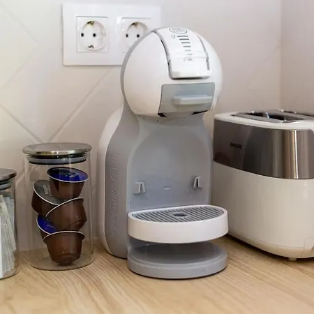 Apartment Center - Free Parking - Walk To Main Street *