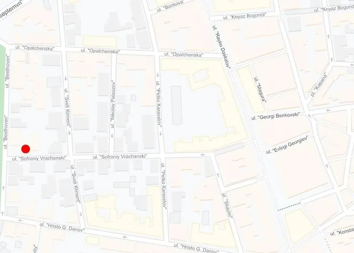 Center - Free Parking - Walk To Main Street *